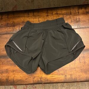 Black lululemon hotty hot shorts